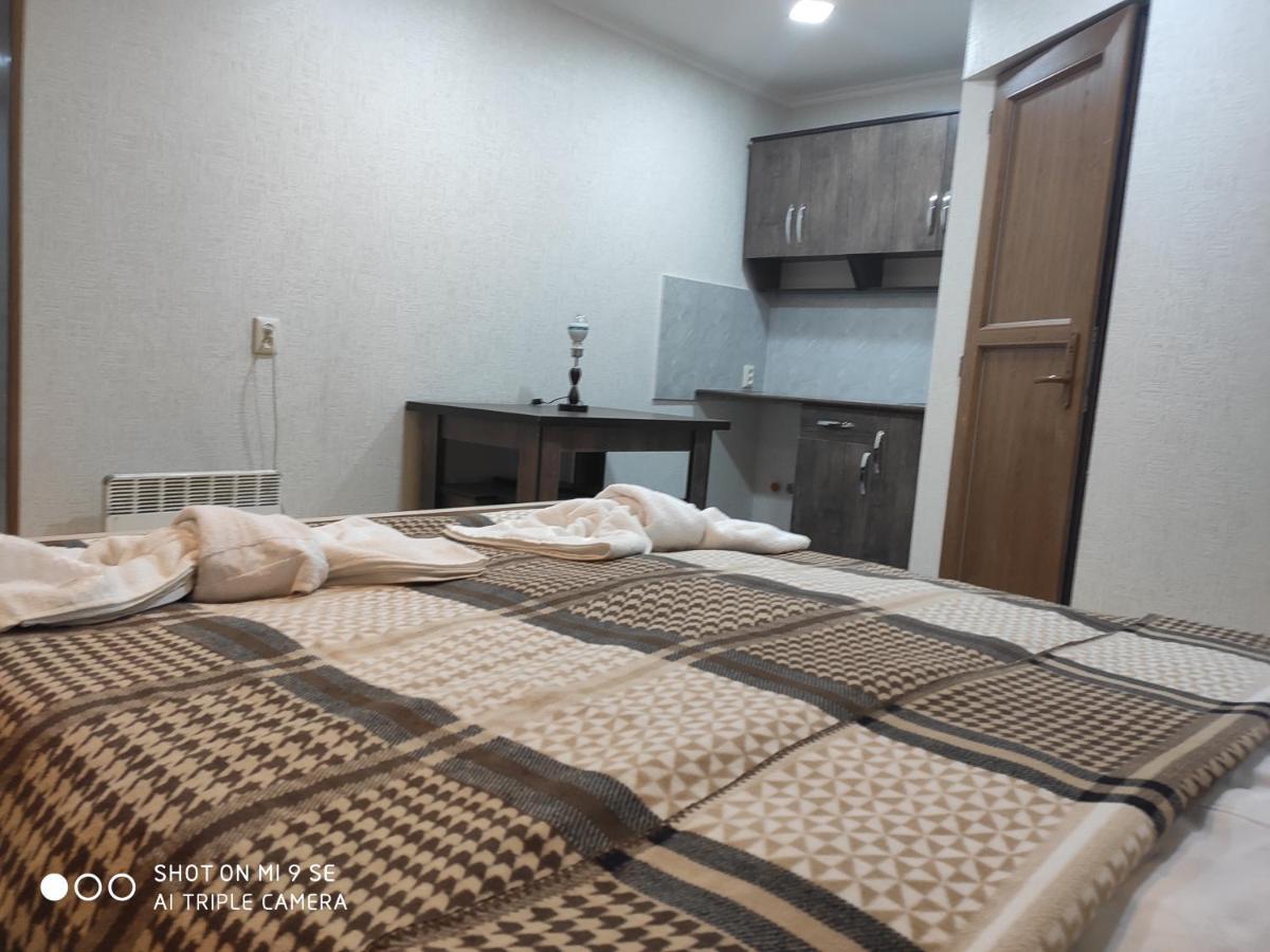 Mziuri Guest House เมสเตีย ภายนอก รูปภาพ